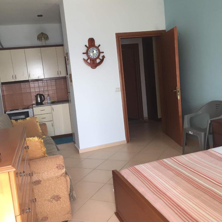 Caramel sun apartment Sarandë Esterno foto