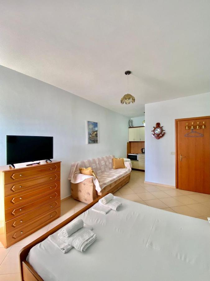 Caramel sun apartment Sarandë Esterno foto